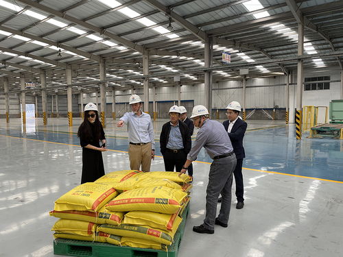 強(qiáng)化產(chǎn)業(yè)鏈協(xié)同合作，國(guó)聯(lián)股份攜肥多多走進(jìn)荊楚大地，共拓磷化工產(chǎn)品銷售新篇章